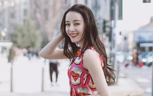 豆瓣评分5.6,《枕上书》高开低走,迪丽热巴影响力不如宋茜?