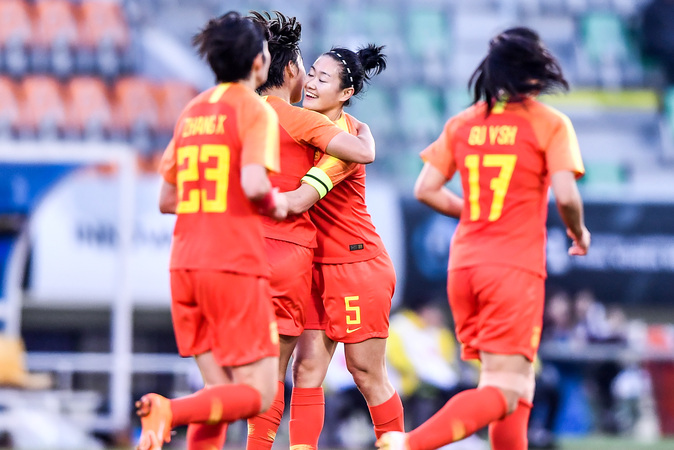 女足前瞻:15天巨变困难重重 首战用胜利为中国加油
