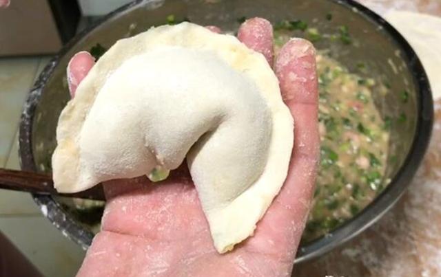 立春了,用它包饺子,比韭菜饺子鲜,比肉饺子香,孩子吃了更聪明