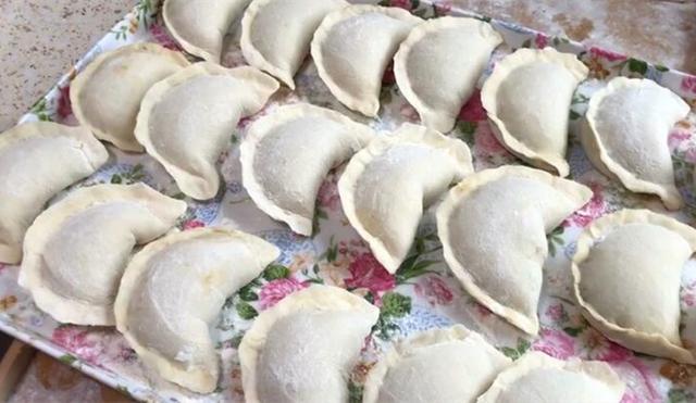 立春了,用它包饺子,比韭菜饺子鲜,比肉饺子香,孩子吃了更聪明