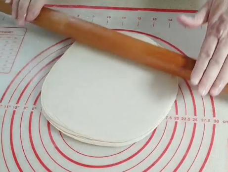 立春做春饼时,用上1招,不和面不揉面,一次做30张,薄软还筋道