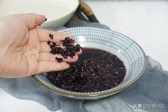 米饭这种新吃法太香了,煮1大锅都见底,孩子隔三差五就要吃