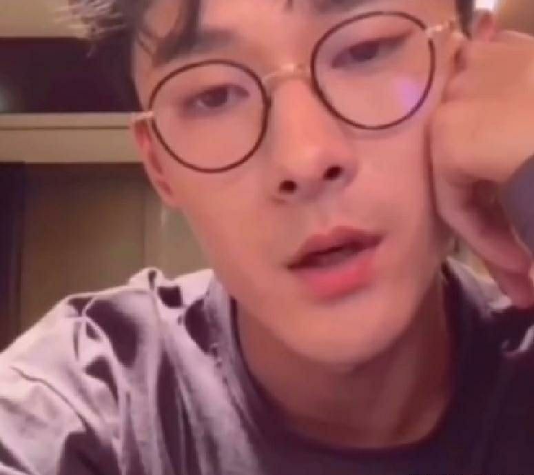 第一个靠采访走红的明星,张雨剑发文自侃:我是不是红了