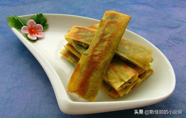 这小吃我家隔三差五就做,5种春卷的做法,每次上桌三两下就光盘