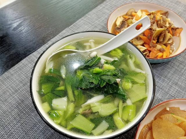 宅家不出门,老公囤了几千块钱的肉,天天晚餐有肉吃,网友:土豪