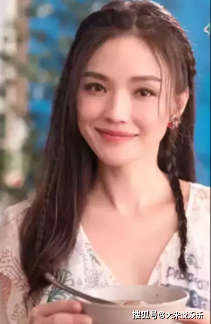 43岁舒淇大胆突破自己,一改以往清纯风格,网友直呼:认不出!