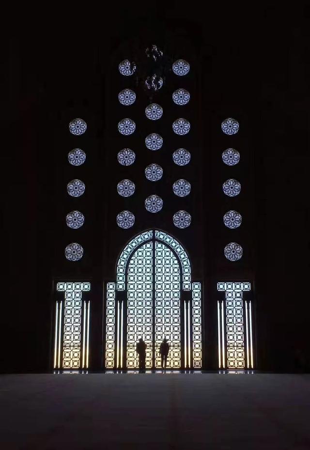 【转】摩洛哥给你一个五颜六色的浪漫