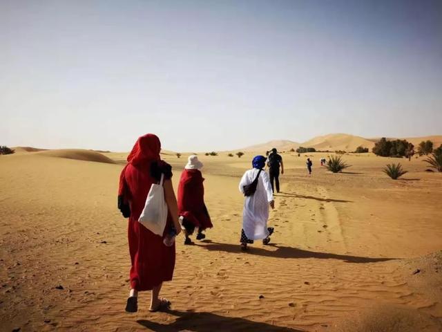 【转】摩洛哥给你一个五颜六色的浪漫