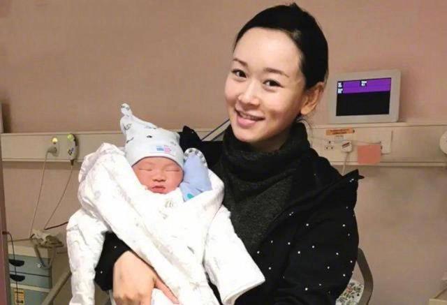 41岁前TVB花旦诞下二胎 儿子正面照首度曝光 一儿一女凑足好字