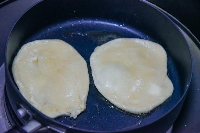 看似复杂千层饼,在家也能做,一层层又酥又香,手残党轻松搞定!