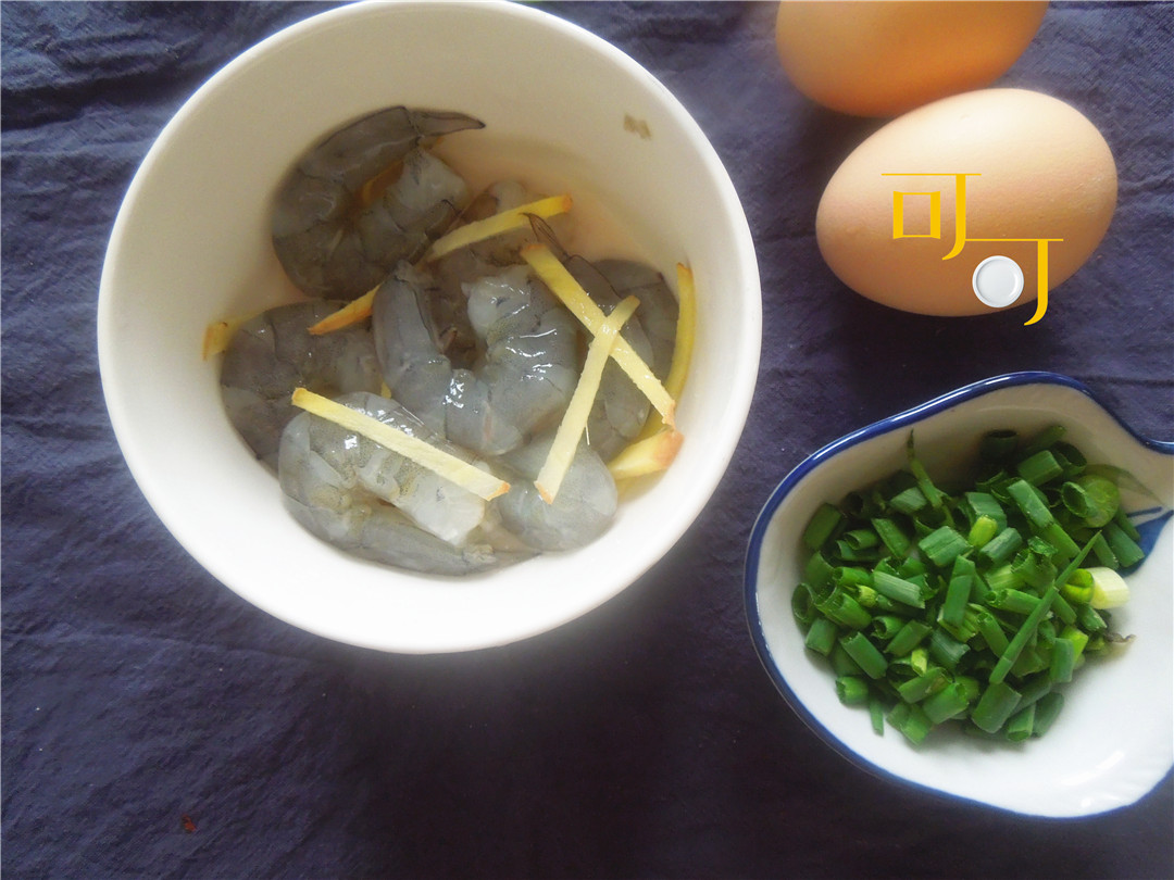鸡蛋羹这么蒸鲜香滑嫩,老少都爱,我家餐桌上的常客,一学就会