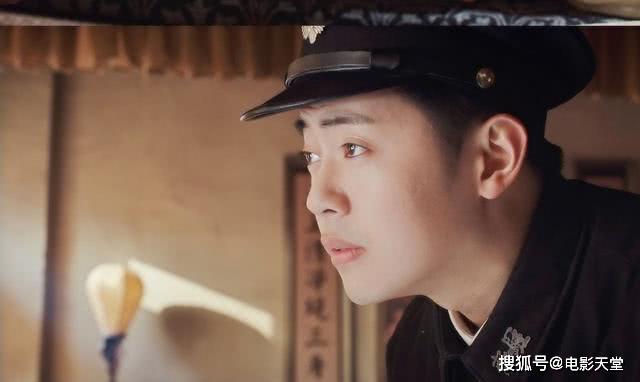 《新世界》小红袄自述“学歪了”,公布身份后引来李现张一山围观
