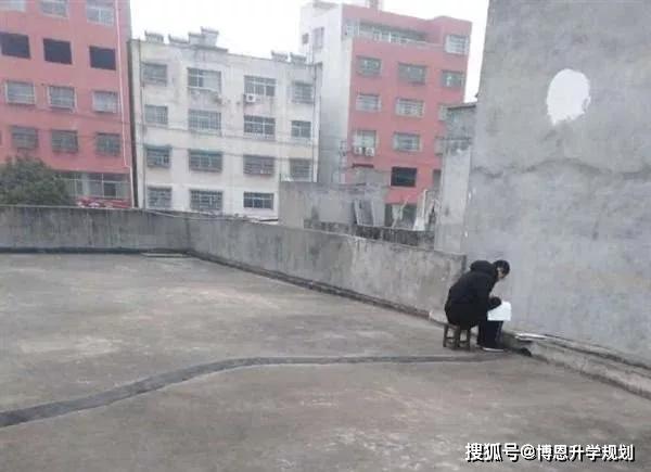 必读 | 一个人是否优秀,就看他在假期做了什么!
