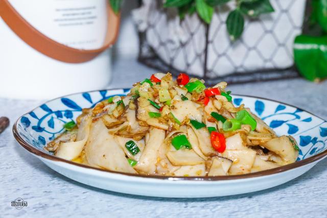 杏鲍菇吃了这么多年,就服这1种做法,素食吃出了肉的味道