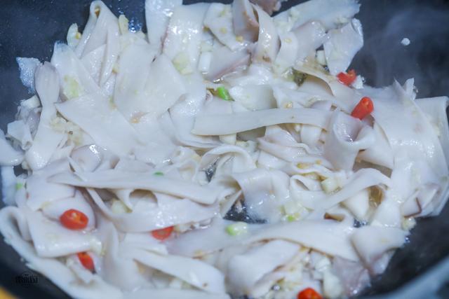 杏鲍菇吃了这么多年,就服这1种做法,素食吃出了肉的味道