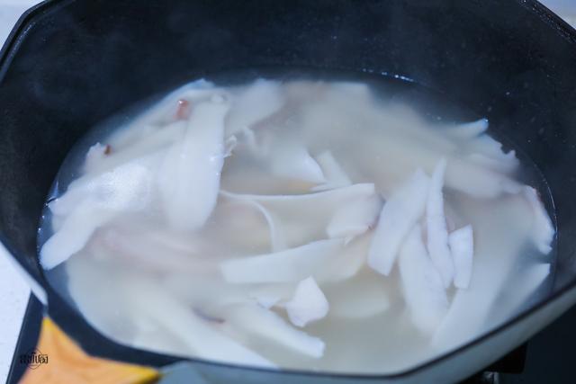 杏鲍菇吃了这么多年,就服这1种做法,素食吃出了肉的味道
