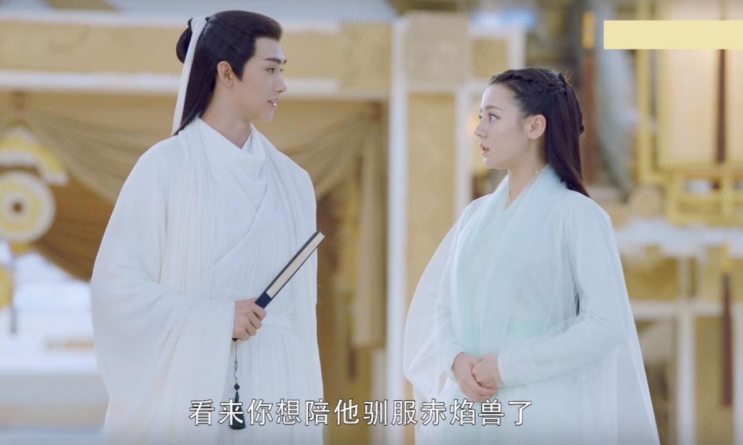 他是男版李一桐,出道演5个男主抢杨幂戏份,背靠章子怡资源逆天
