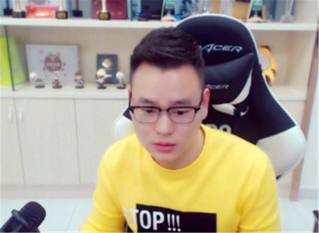 DNF狂人运气来了,谁也挡不住,增幅成16浓雾之息+17蓝色耳环