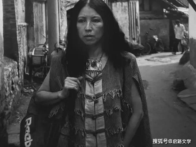 感到命运很不幸的人,请牢记住三毛的语录,会让你涅槃重生