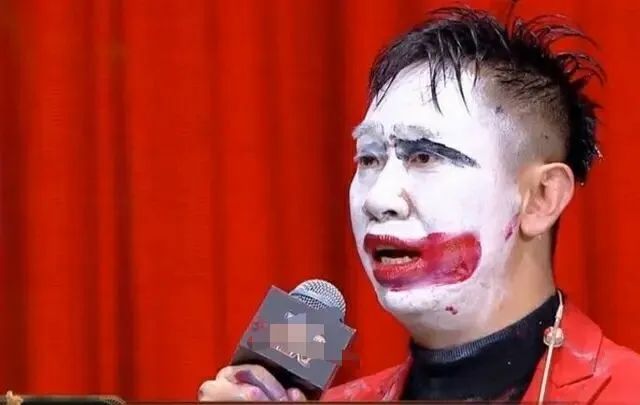 12年过去了,贾玲当起了老板,白凯南却被诉抄袭