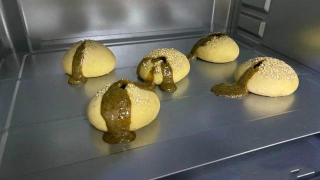 我妈已经三天没有打我了,网友:“看到这些食物,我已经干呕了”