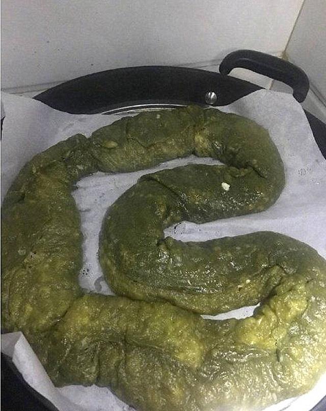 我妈已经三天没有打我了,网友:“看到这些食物,我已经干呕了”