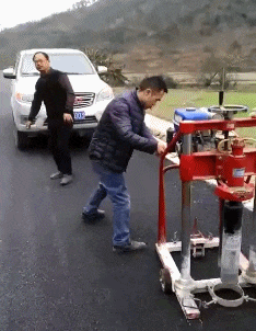 搞笑GIF:身材好的妹子都去当主播了