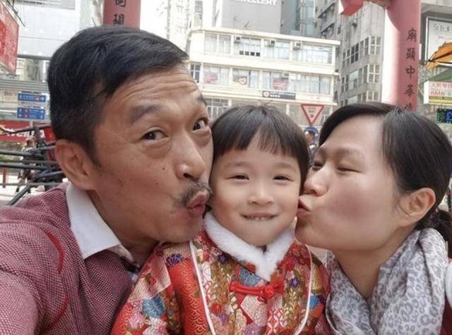 苦熬21年只获300元加薪 TVB绿叶离巢后成甲醛工人如今升级为老板