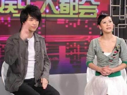当初被称为“天使”的励志偶像宋晓波,为何把婚姻过成闹剧?
