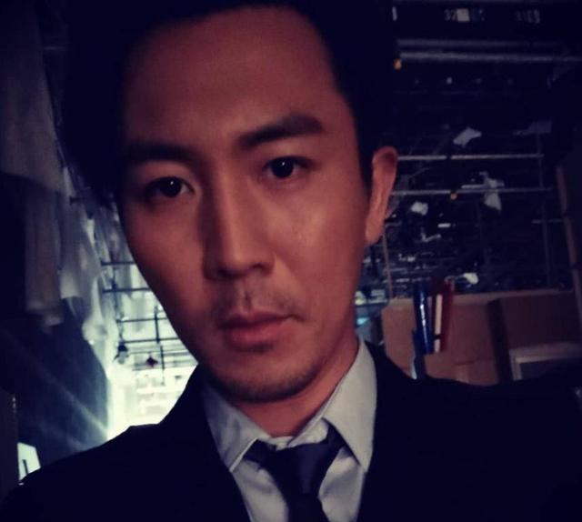 TVB小生奸角上位或将成郭晋安接班人 外出被问为什么杀“爸爸