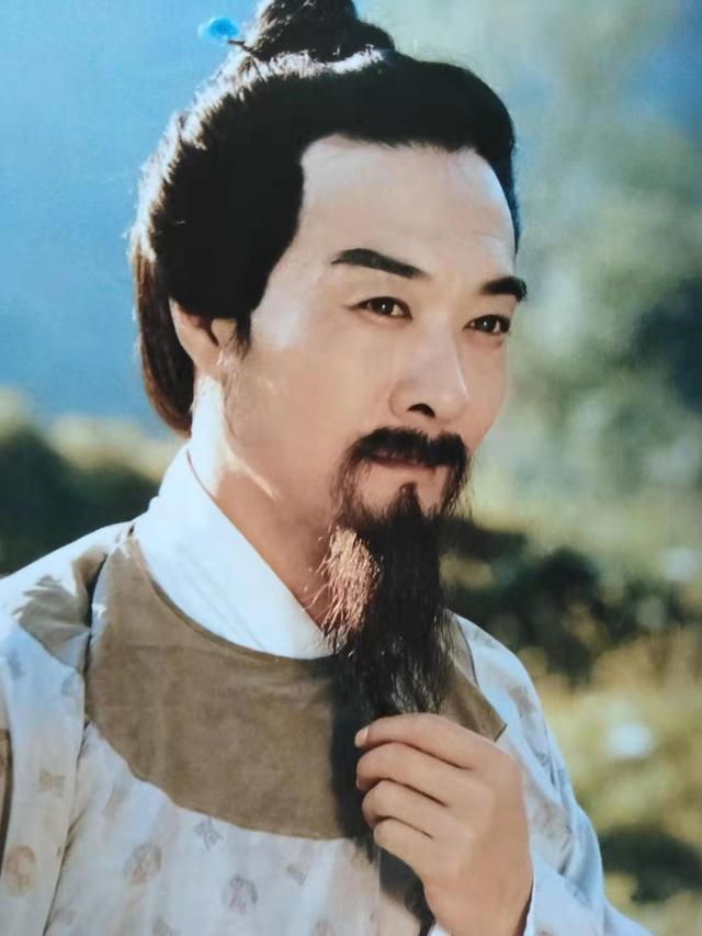 曹雪芹给了她绝世容貌,她却流落烟花巷,活成了卑贱的下等人