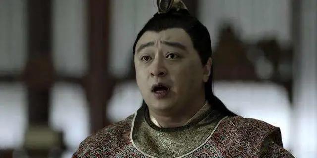 刚红就败光路人缘?《完美关系》崔英俊领衔,做个演员实在太难了