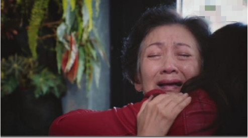 TVB亿万“驸马爷”靠《法证4》翻身,为妻戒18年烟瘾,住岳父豪宅仍交租