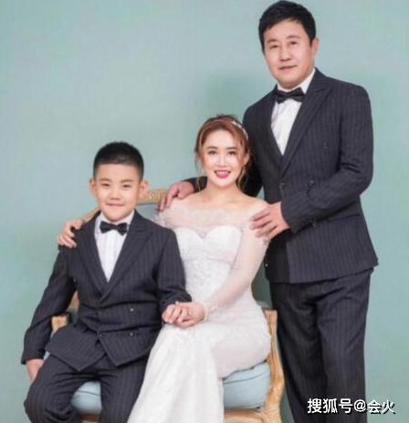 《刘老根》假戏真做?王小宝被赵本山连扇4巴掌,脸变形也不敢动