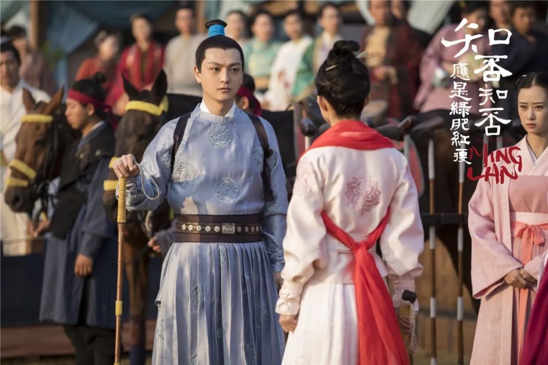 他是正午御用配角,演《琅琊榜》无人知,在《安家》力压孙俪罗晋