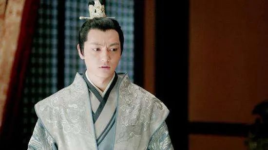 他是正午御用配角,演《琅琊榜》无人知,在《安家》力压孙俪罗晋