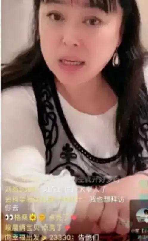 被多位导演封杀转行做微商的李菁菁,49岁凭《安家》再受观众认可