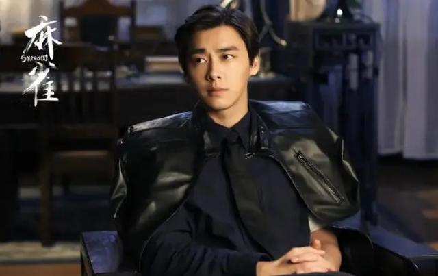 影视剧“尴尬”爱情戏盘点,编剧就像为了凑时长,胡歌吴京都中招