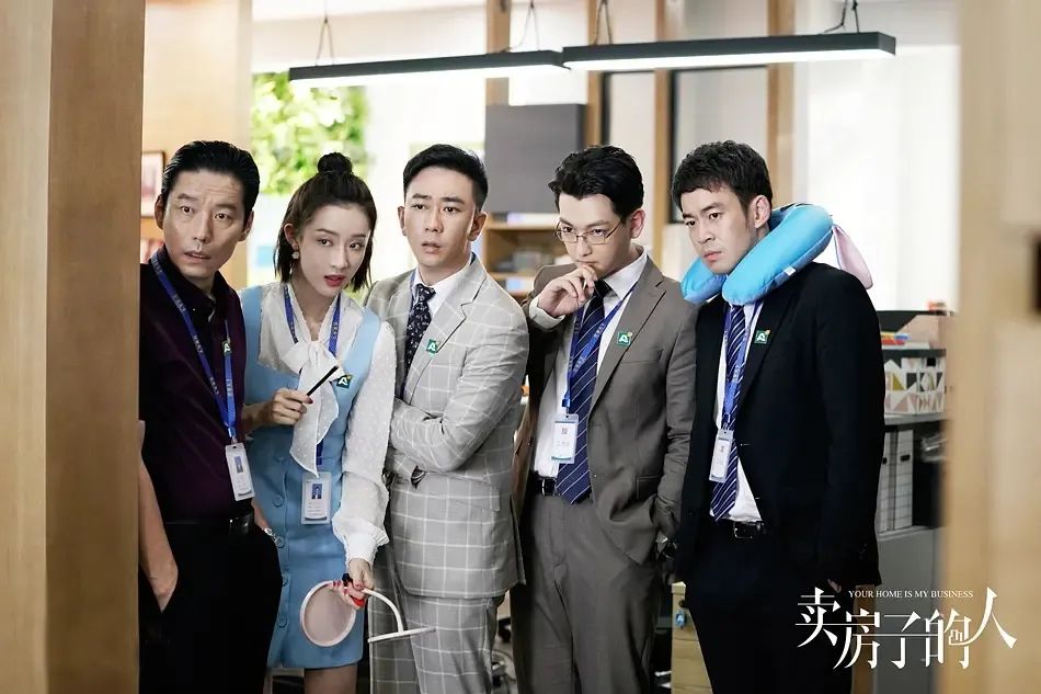 他是正午御用配角,演《琅琊榜》无人知,在《安家》力压孙俪罗晋