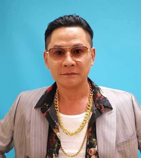 难摆脱奸人角色 TVB“御用奸人”热播剧中演斯文败类杀害好友