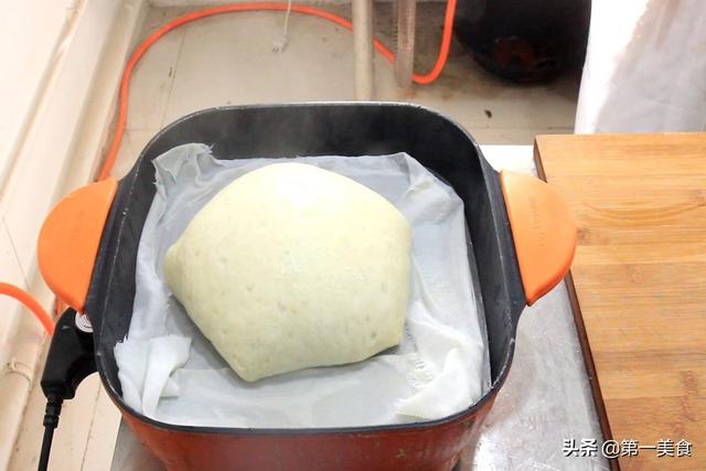 发面千层饼的家常做法,一折一叠两分钟学会,层多柔软凉了也不硬