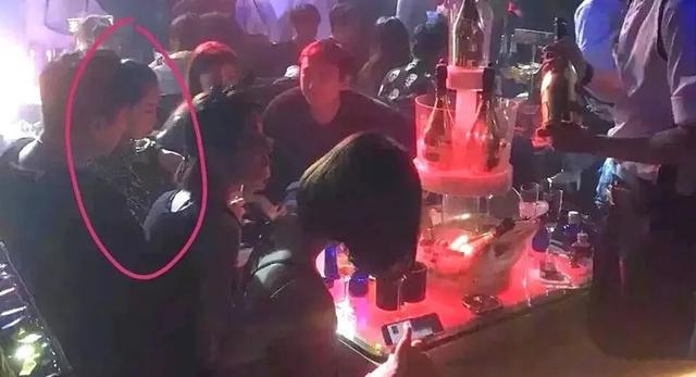 富二代的圈子,网曝虞书欣和王思聪交好,曾一起玩密室逃脱逛夜店