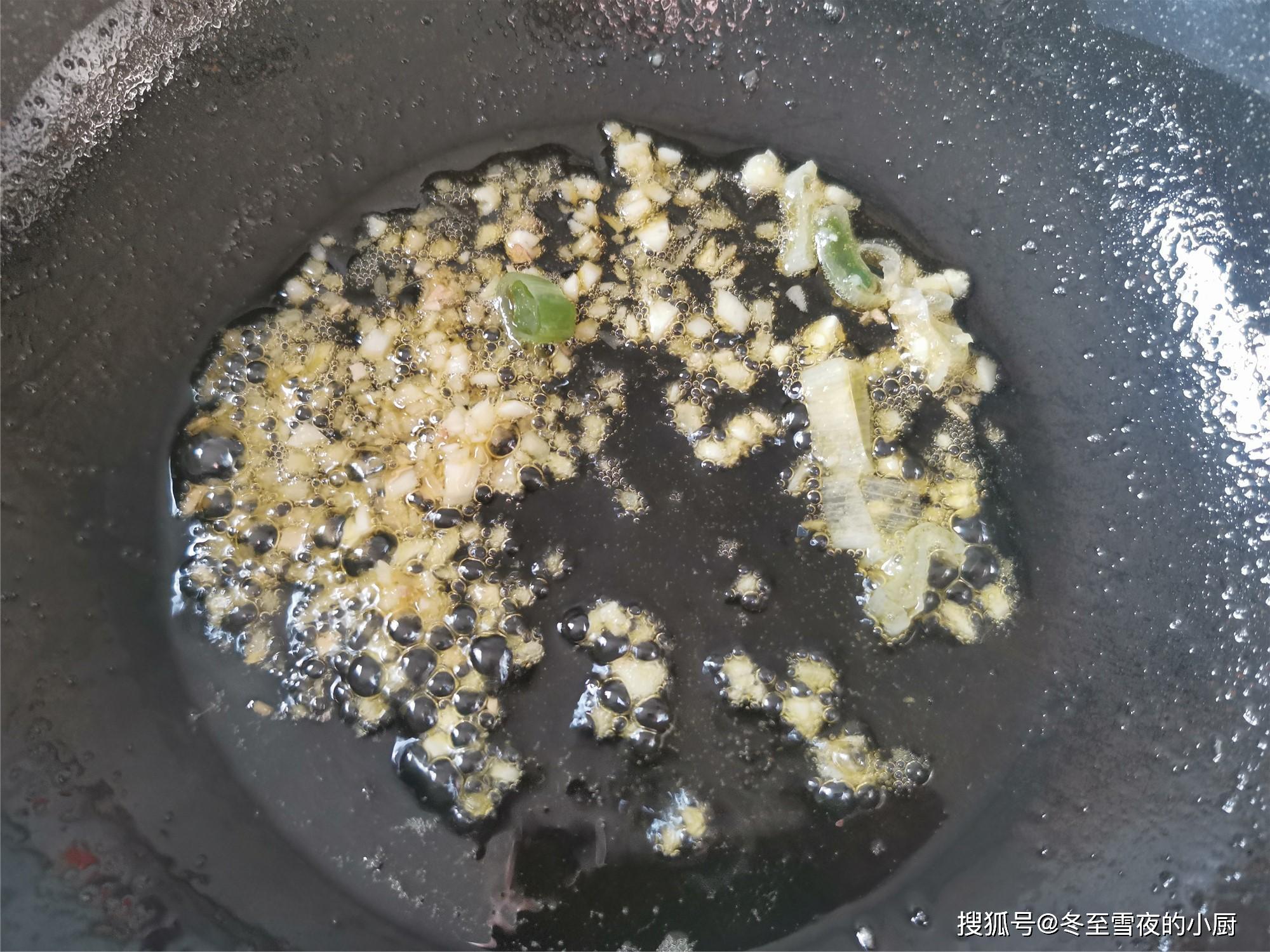 干豆腐新做法,看着就好吃,上班族快手菜,做法简单又下饭