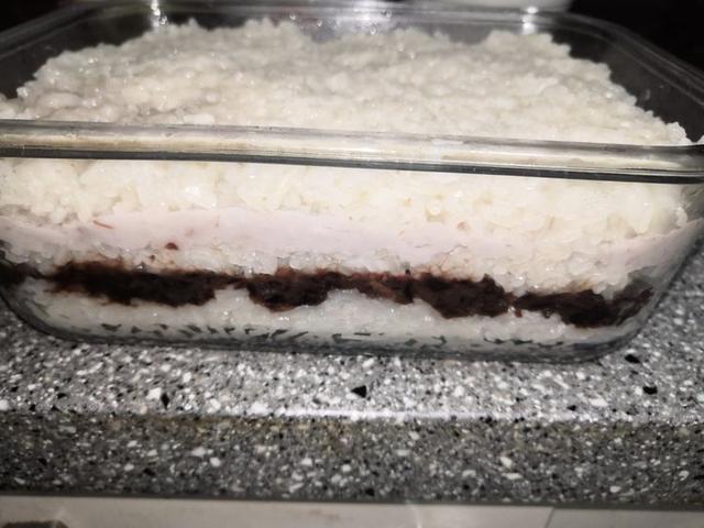 一碗红豆一碗糯米,一泡一搅做糯米红豆糕,香甜软糯真好吃!