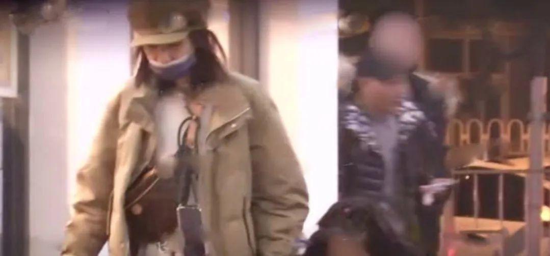 张亮复婚?九亿姐万人嫌;唐嫣产下龙凤胎;青你2新瓜;奶茶妹太爱捆绑cp;装逼大王又惹到别人了