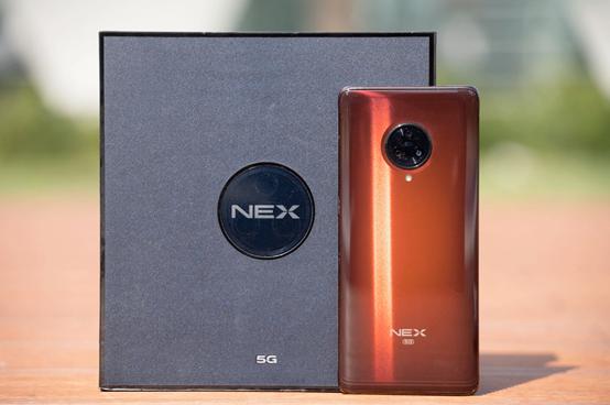 vivo NEX 3S评测:无界瀑布屏为你诠释何为“颜值即正义”