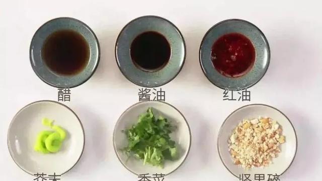 饺子馅里加一勺它,汤汁丰满,味鲜肉嫩,老厨师都这么做!