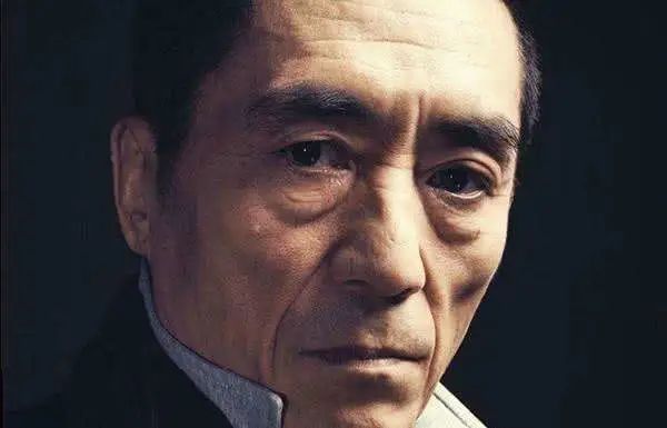 张艺谋70岁生日,小31岁娇妻陈婷隔空祝福,相守21年甜蜜如初