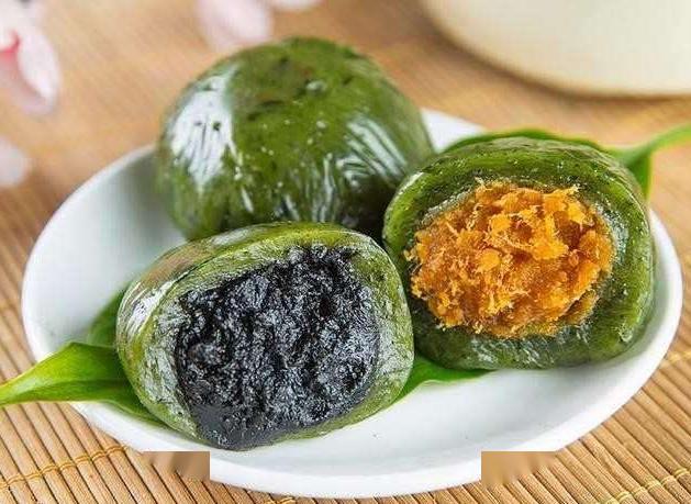 清明时节必吃的食物,艾蒿丸子香酥脆爽,青团子软糯爽口