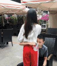 妈妈:儿子在家一定要听话,要不你媳妇打你我可管不了啊!